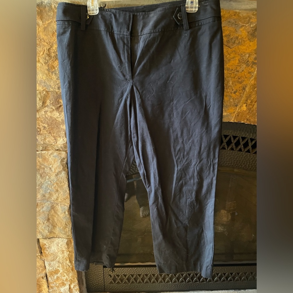 Ann Taylor navy blue cropped pants size 14